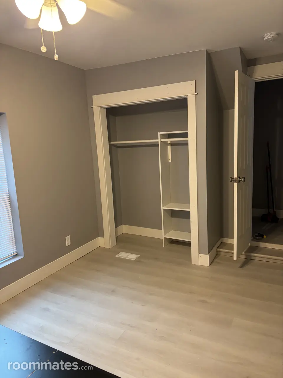 Profile photo 6 of 10