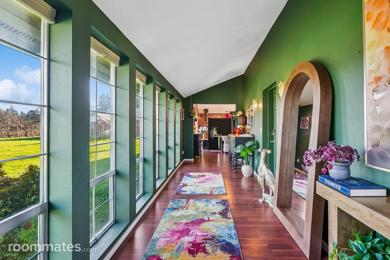 Profile photo 6 of 11