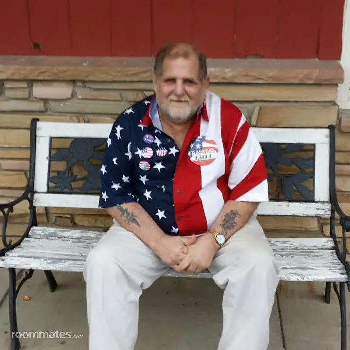 Roommate looking Watseka, IL, $300