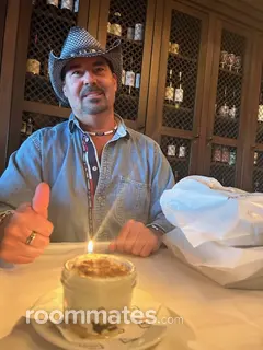 Room for rent in Jacksonville, FL $600, house