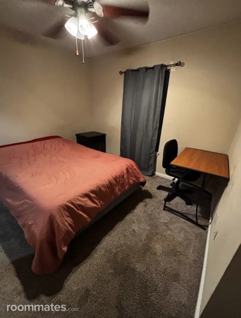 Profile photo 2 of 8