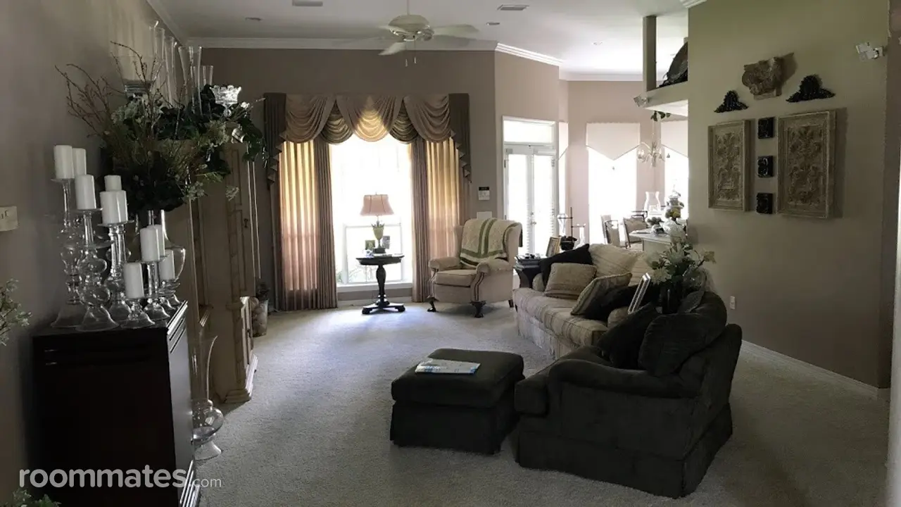 Profile photo 2 of 2