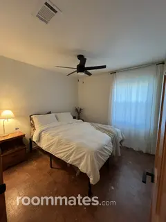 Room for rent in Long Beach, MS $500, house