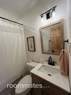 Room for rent in Long Beach, MS $500, house