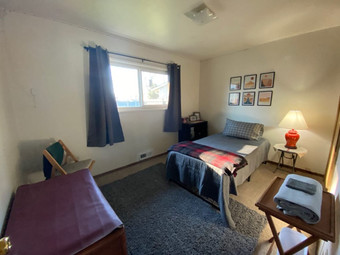 Room for rent in Portland, OR $900, house