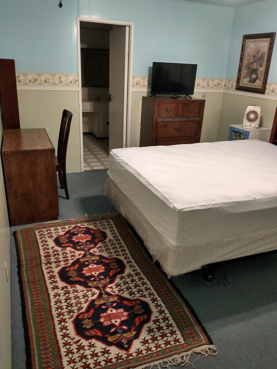 Profile photo 1 of 3