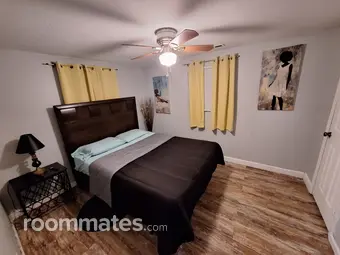 Room for rent in Charlotte, NC $875, house