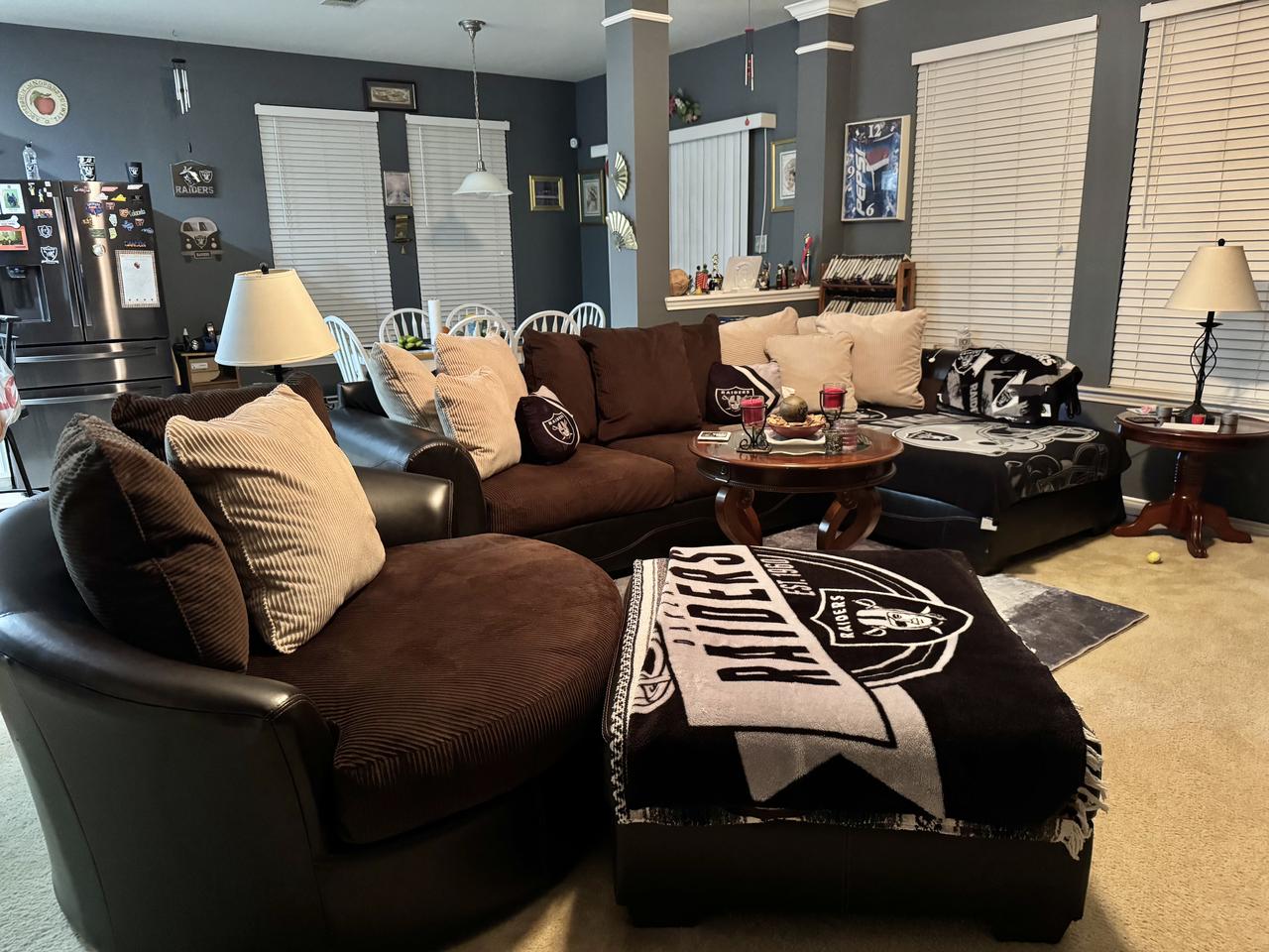 Profile photo 10 of 12