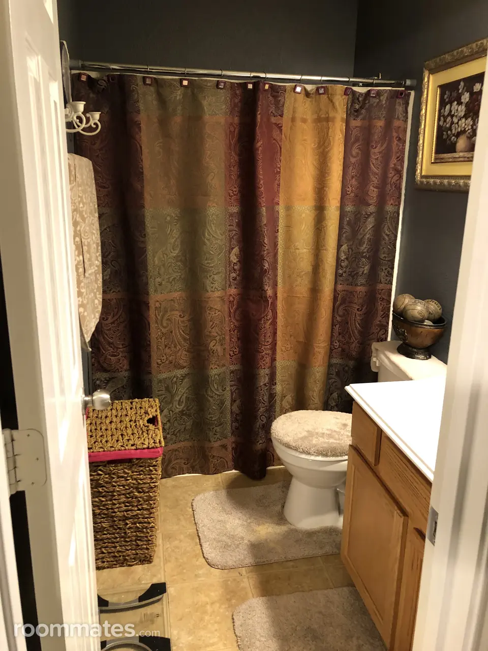 Profile photo 9 of 12