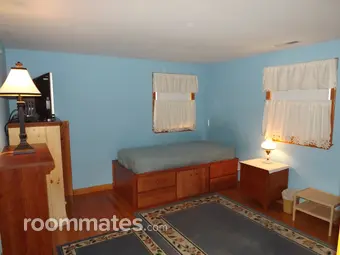 Room for rent in Norwalk, CT $950, house