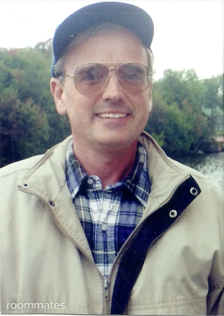 Profile photo 4 of 5