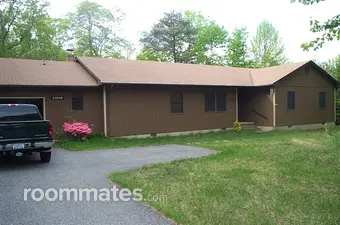 Room for rent in California, MD $600, house