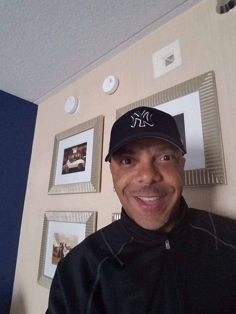 Profile photo 1 of 1