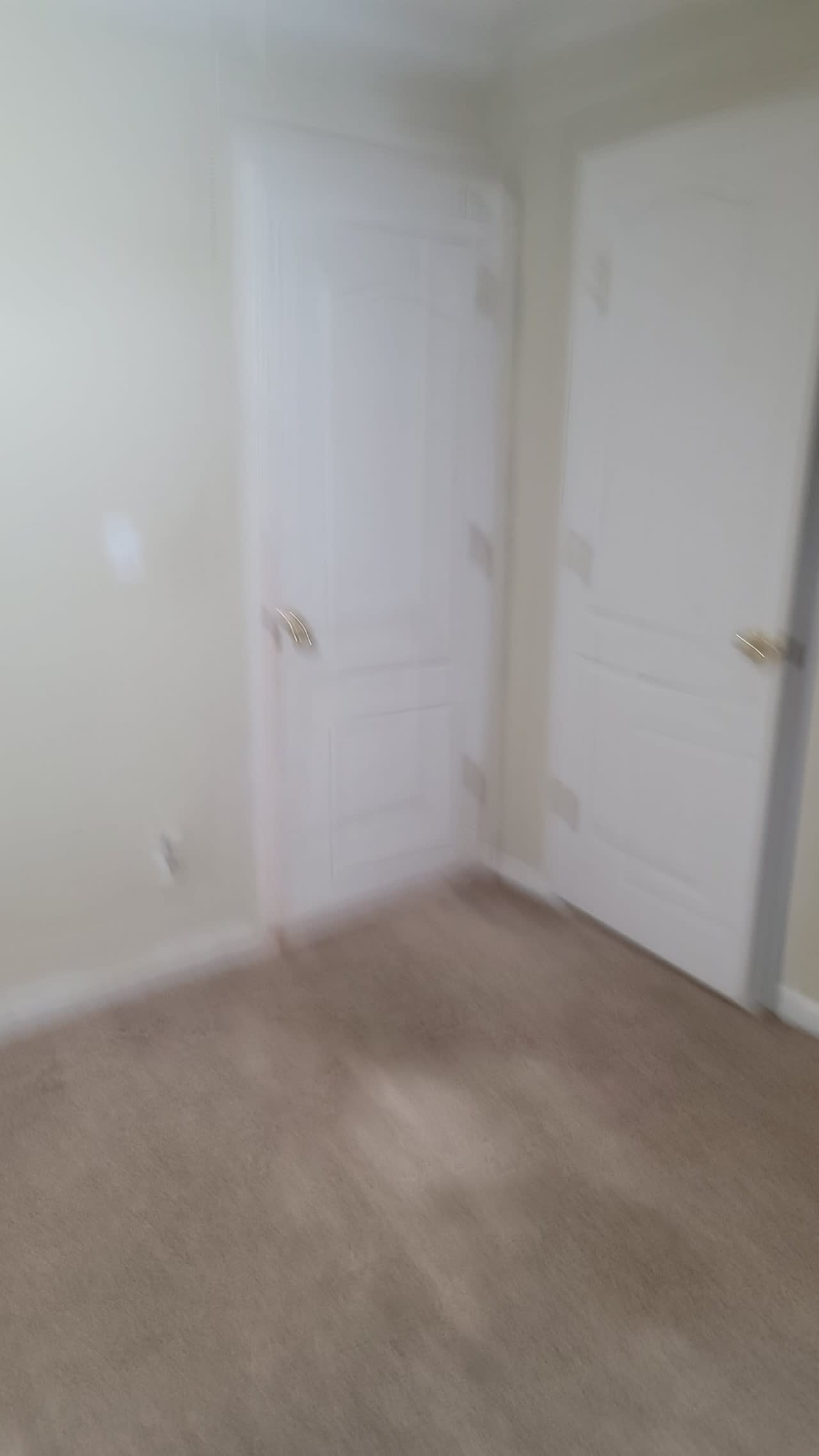 Profile photo 4 of 12