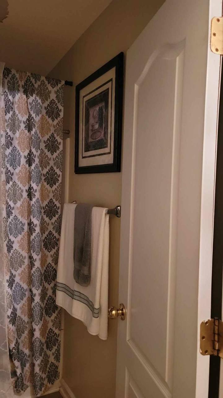 Profile photo 10 of 12