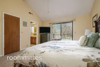Room for rent in Penn Valley, CA $1400, house