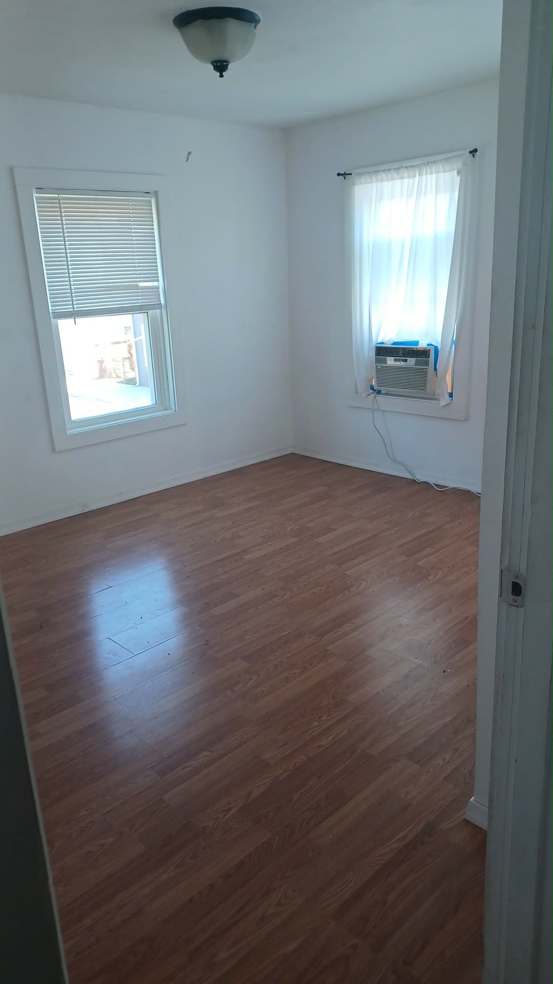 Room for rent in Mechanicsburg, PA $750, house